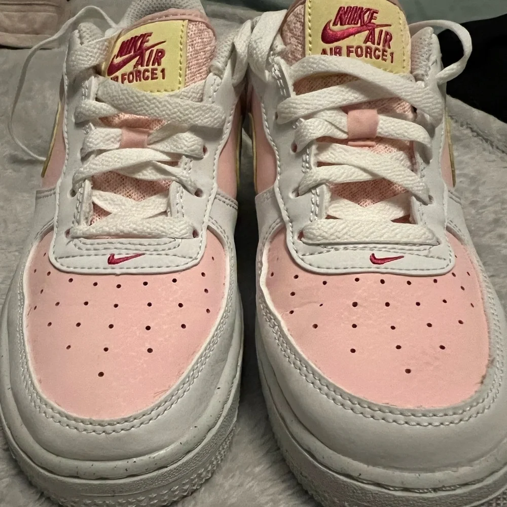 Nike Air Force 1